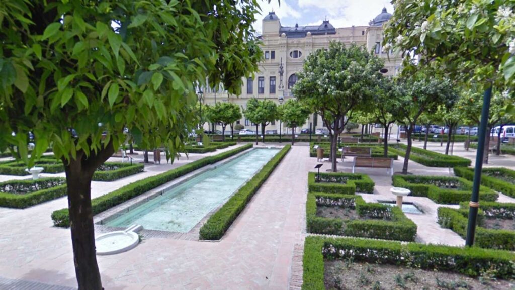Jardines de Puerta Oscura: belleza verde en Málaga 4 Jardin puerta oscuro