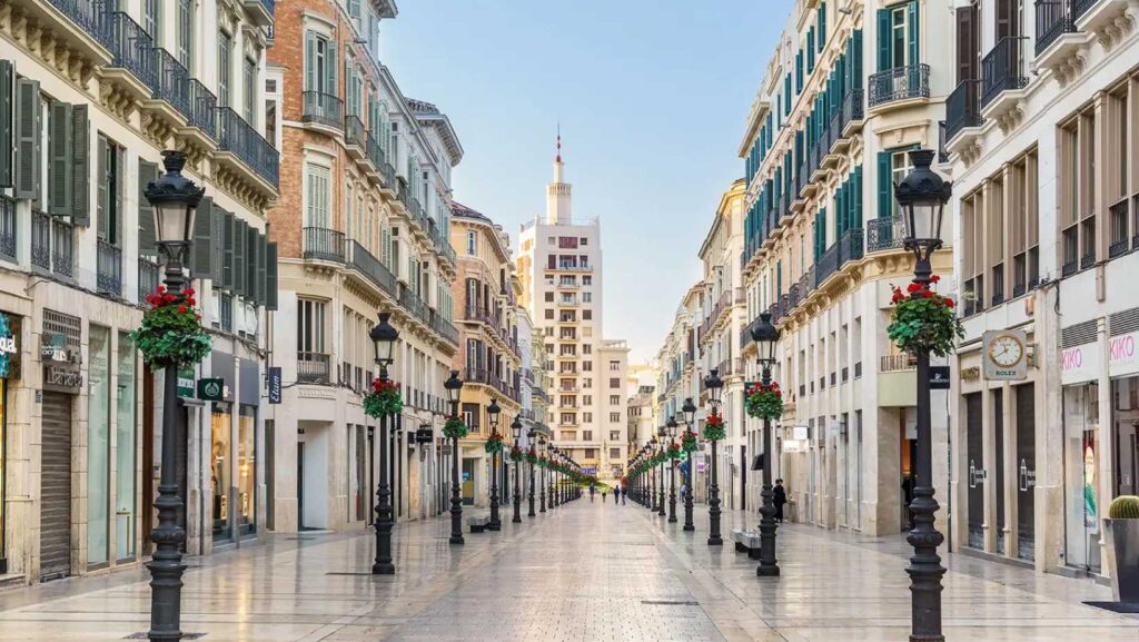 Plaza de la Marina: discover the gateway to the Mediterranean in Málaga 5 Marina Square 4