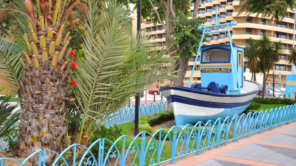 Torremolinos con niños: aventuras familiares que no olvidarás 2 torremolinos con ninos playa de torremolinos